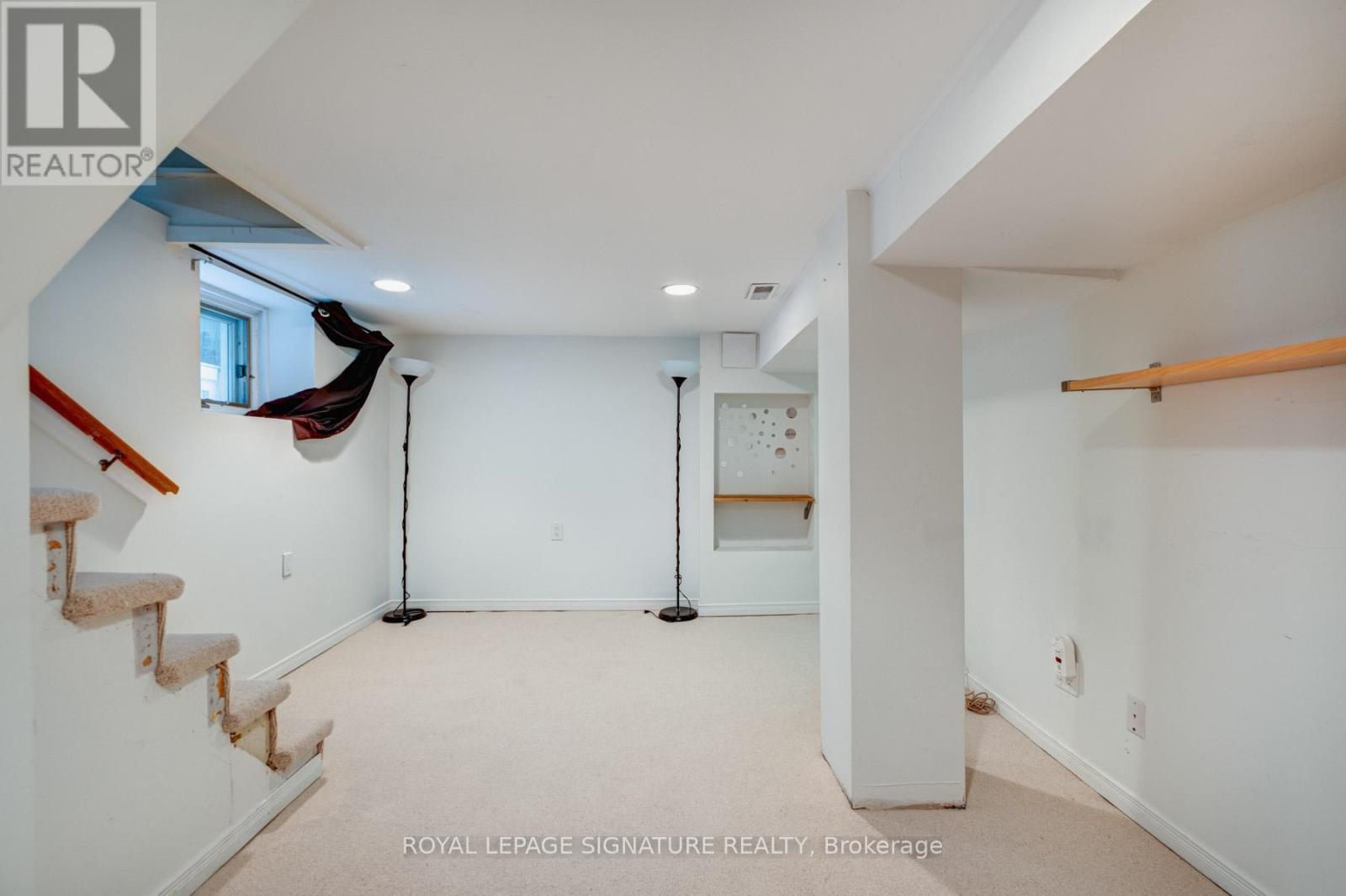 Photo 22 of 68 Ostend Avenue, Toronto ON