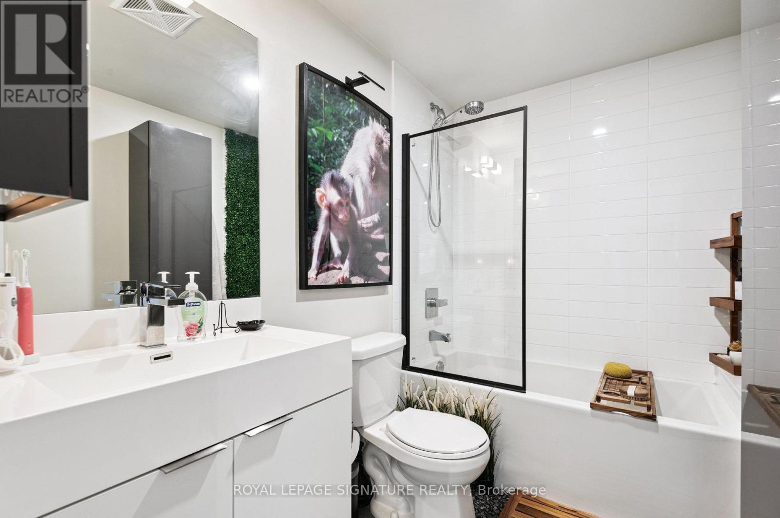Photo 11 of 2601 20 Thomas Riley Road, Toronto ON