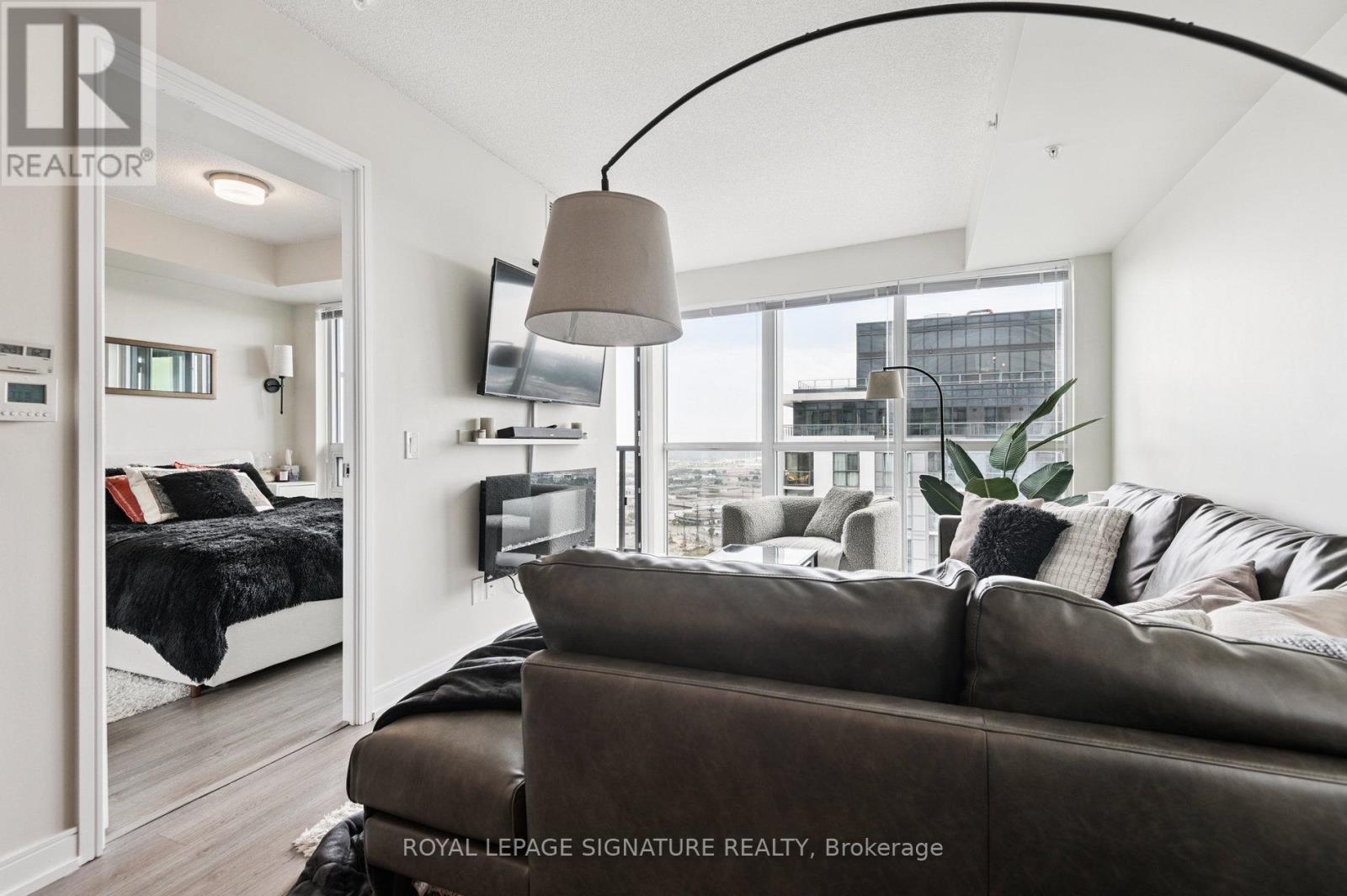 Photo 6 of 2601 20 Thomas Riley Road, Toronto ON