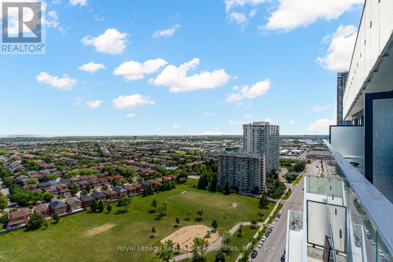 Photo 1 of 1807 3883 Quartz Road, Mississauga ON