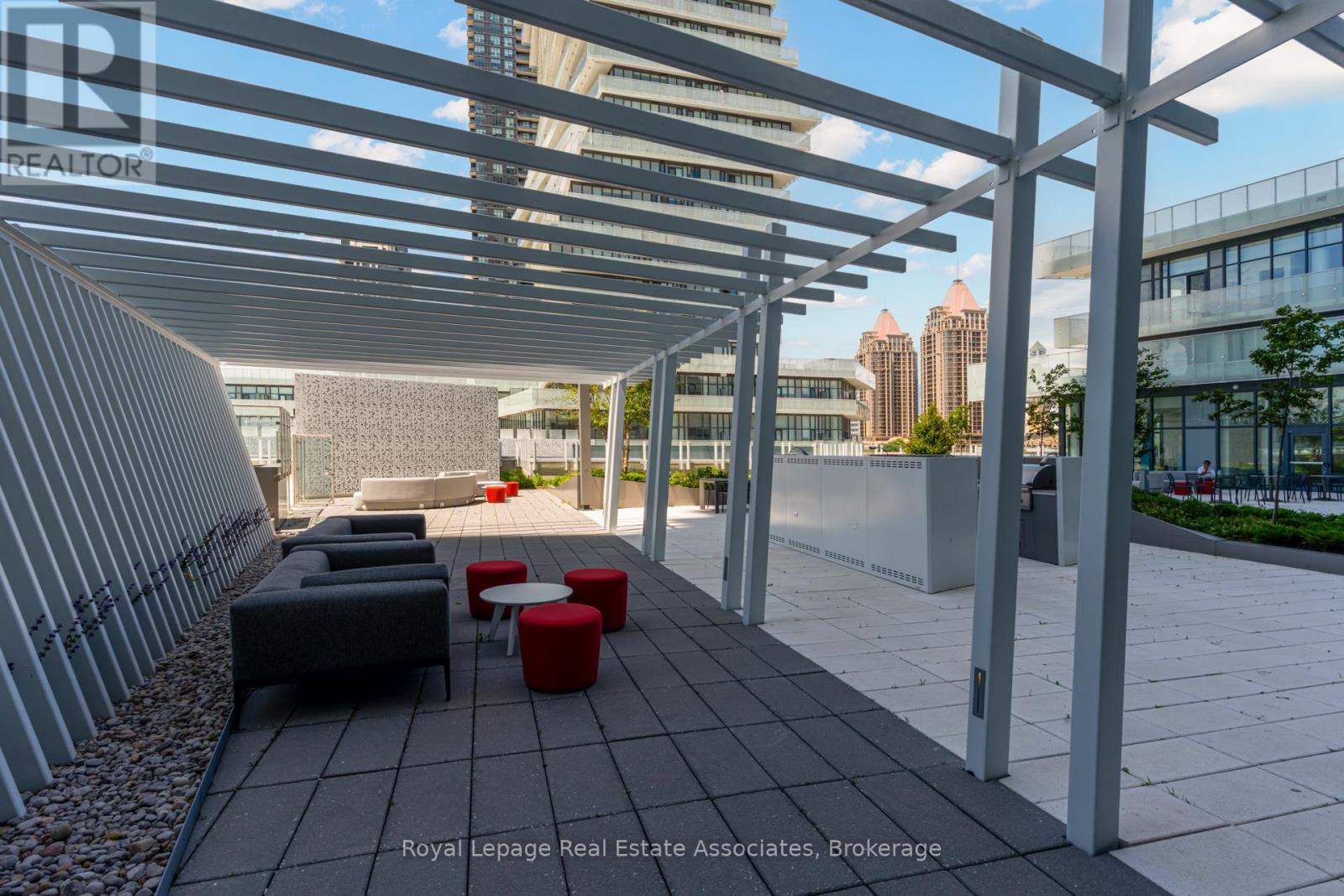 Photo 4 of 1807 3883 Quartz Road, Mississauga ON