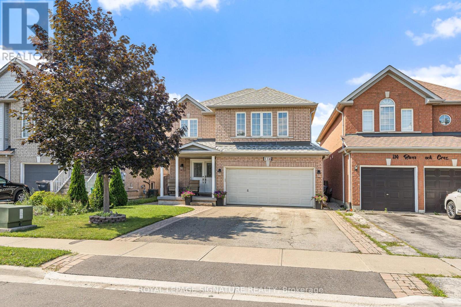 Photo 2 of 116 River Rock Crescent, Brampton ON