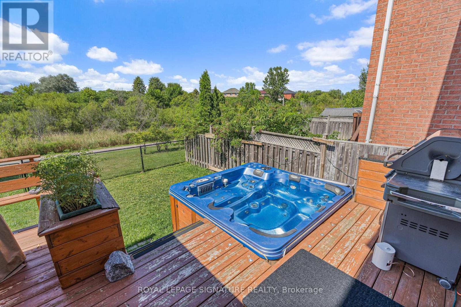 Photo 31 of 116 River Rock Crescent, Brampton ON