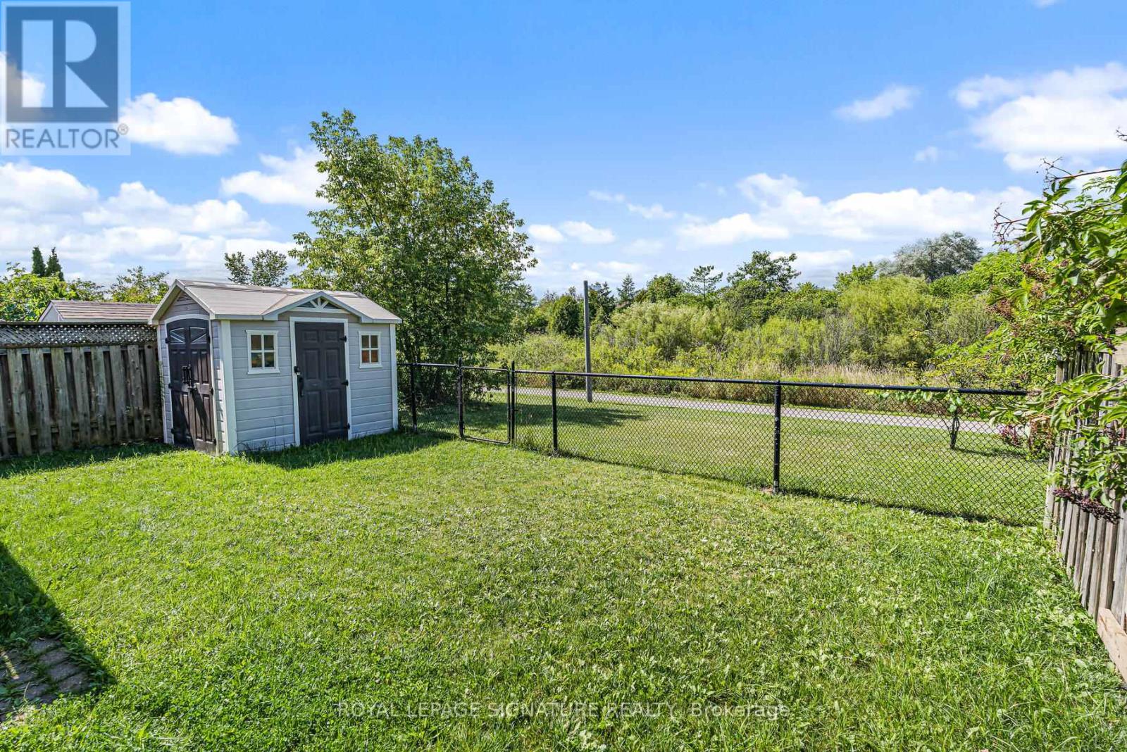 Photo 35 of 116 River Rock Crescent, Brampton ON