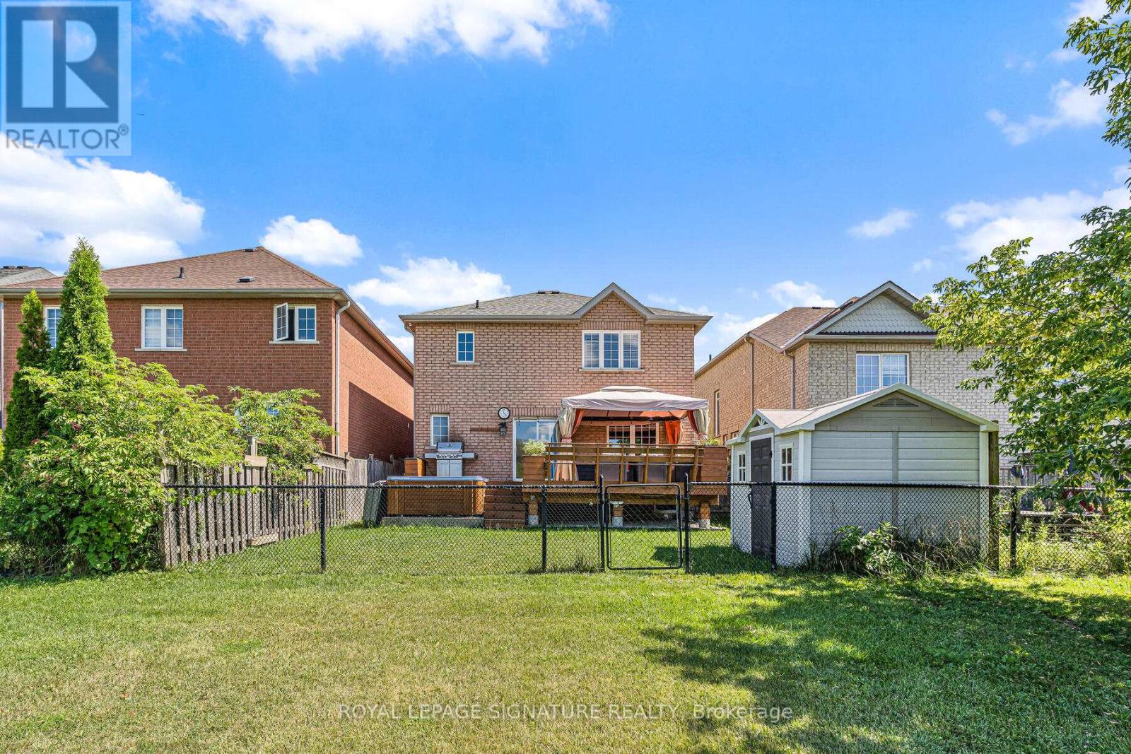 Photo 36 of 116 River Rock Crescent, Brampton ON