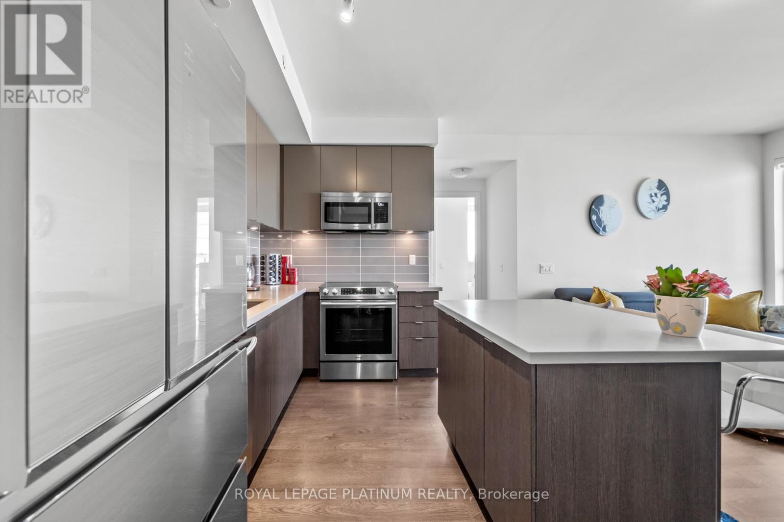 Photo 14 of 409 4699 Glen Erin Drive, Mississauga ON