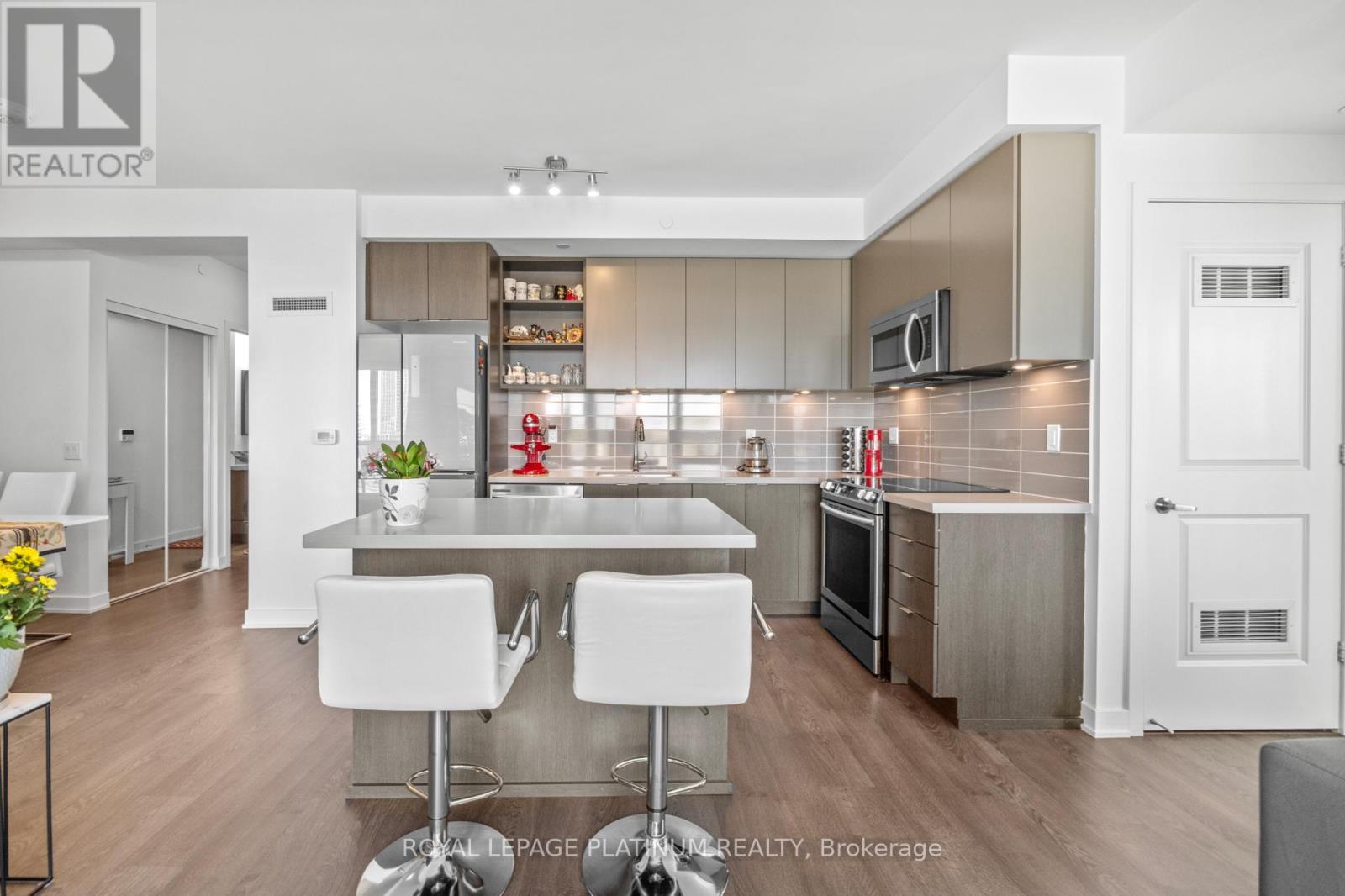 Photo 30 of 409 4699 Glen Erin Drive, Mississauga ON