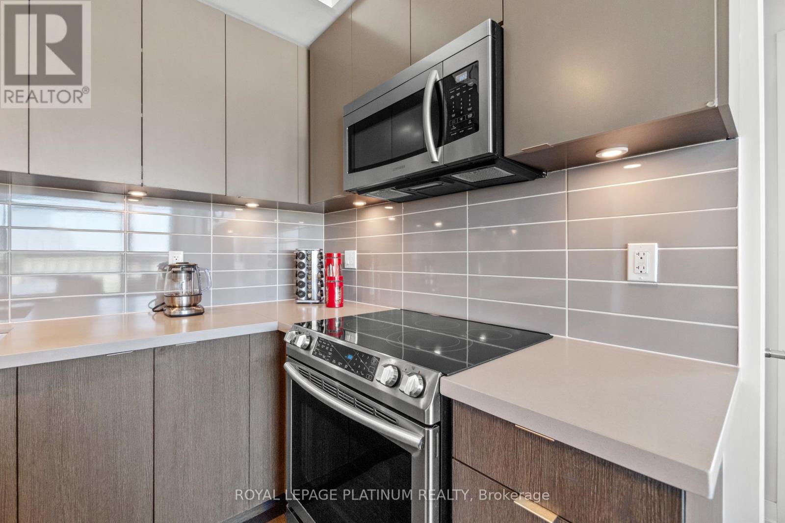 Photo 32 of 409 4699 Glen Erin Drive, Mississauga ON