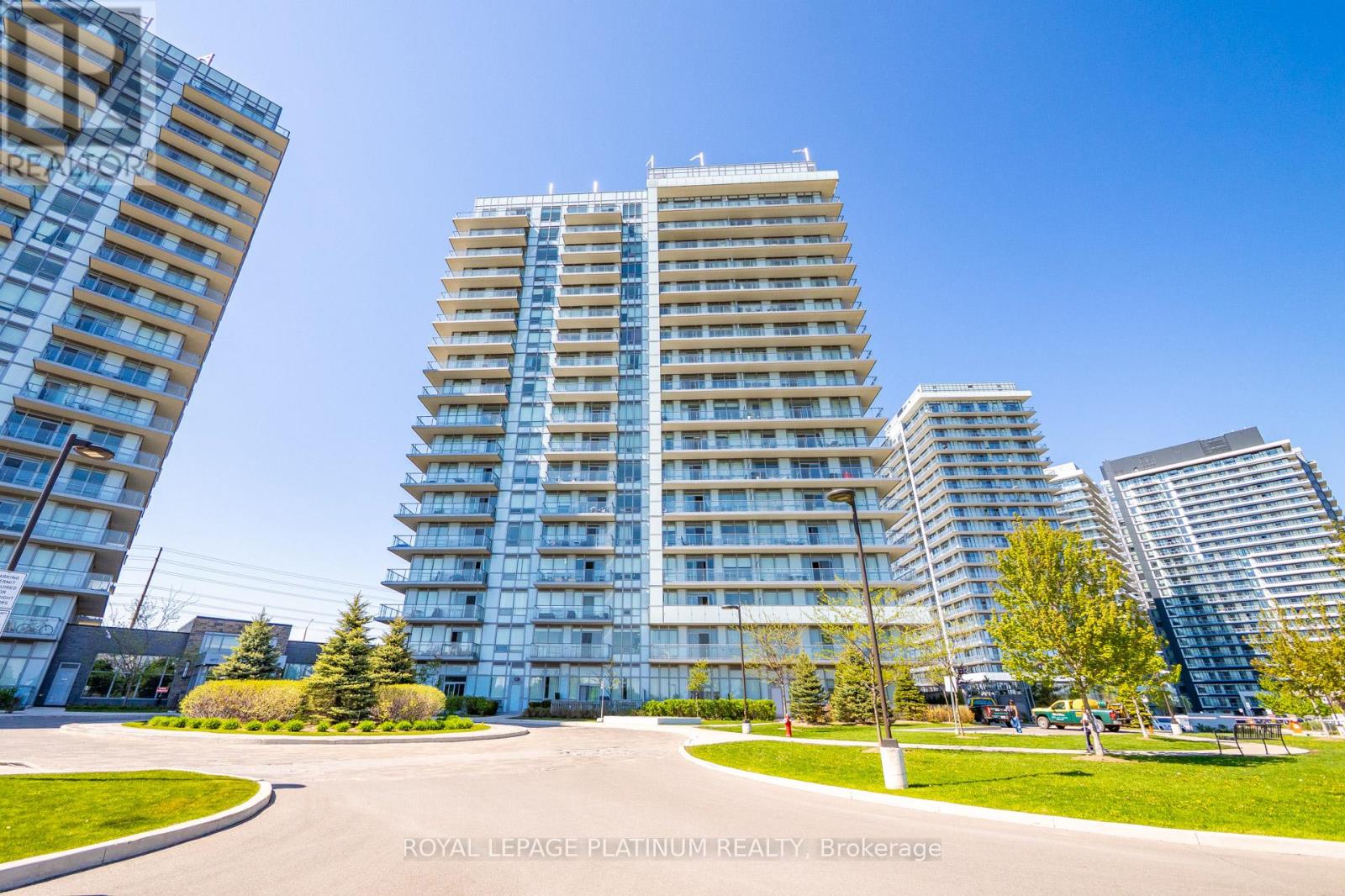 Photo 7 of 409 4699 Glen Erin Drive, Mississauga ON