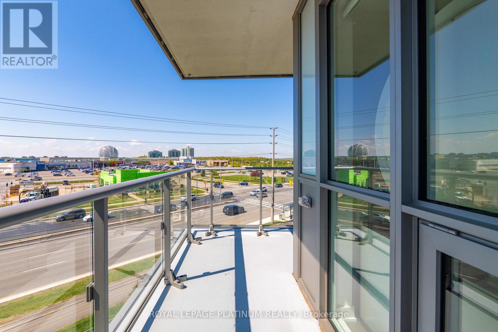Photo 13 of 409 4699 Glen Erin Drive, Mississauga ON