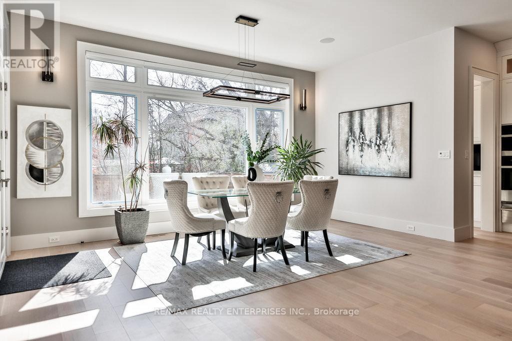 Photo 12 of 1372 Kenmuir Avenue, Mississauga ON