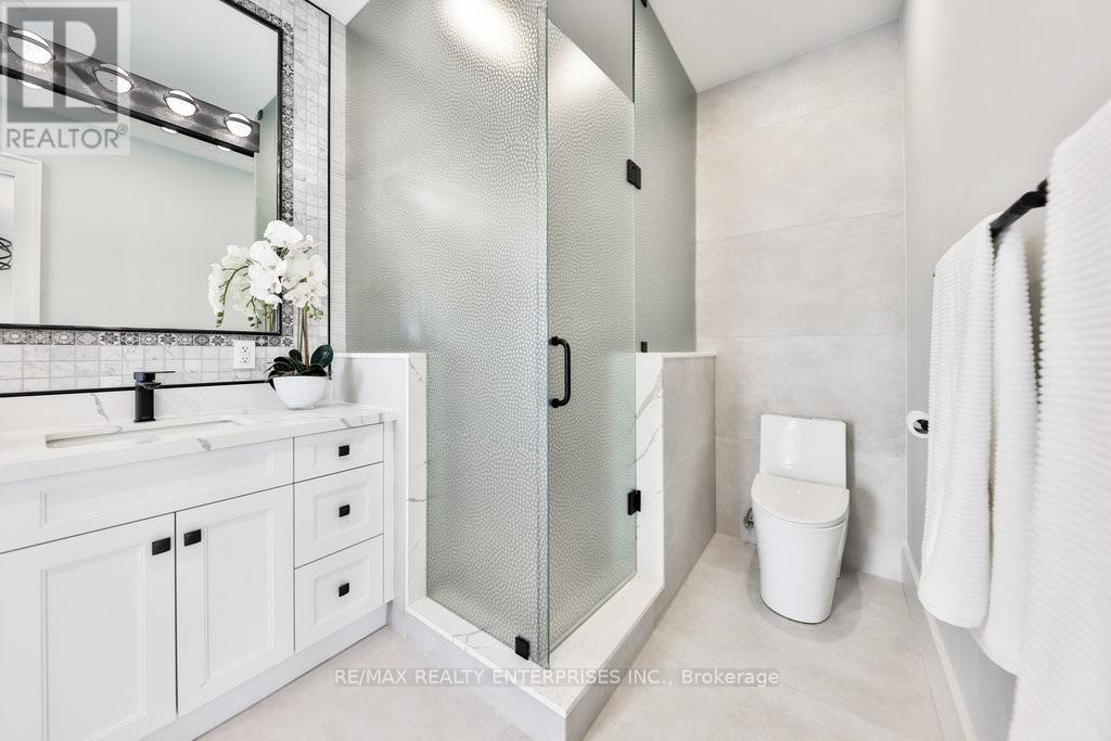 Photo 19 of 1372 Kenmuir Avenue, Mississauga ON