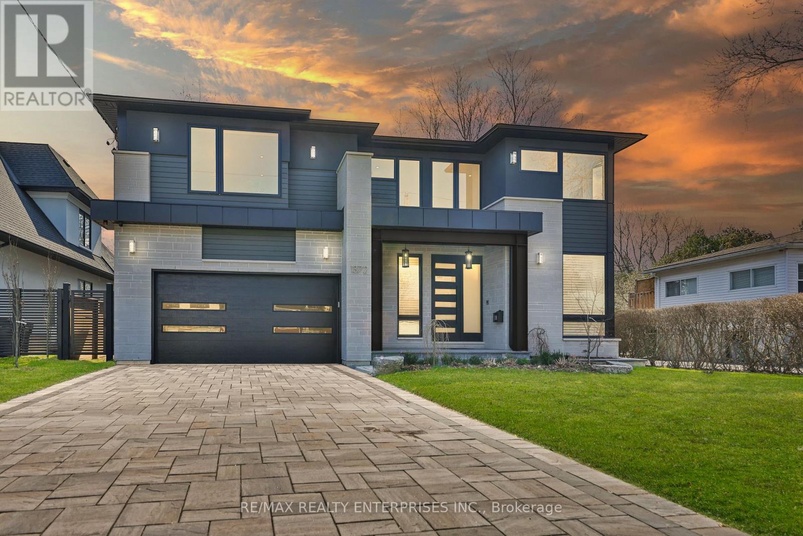 Photo 2 of 1372 Kenmuir Avenue, Mississauga ON