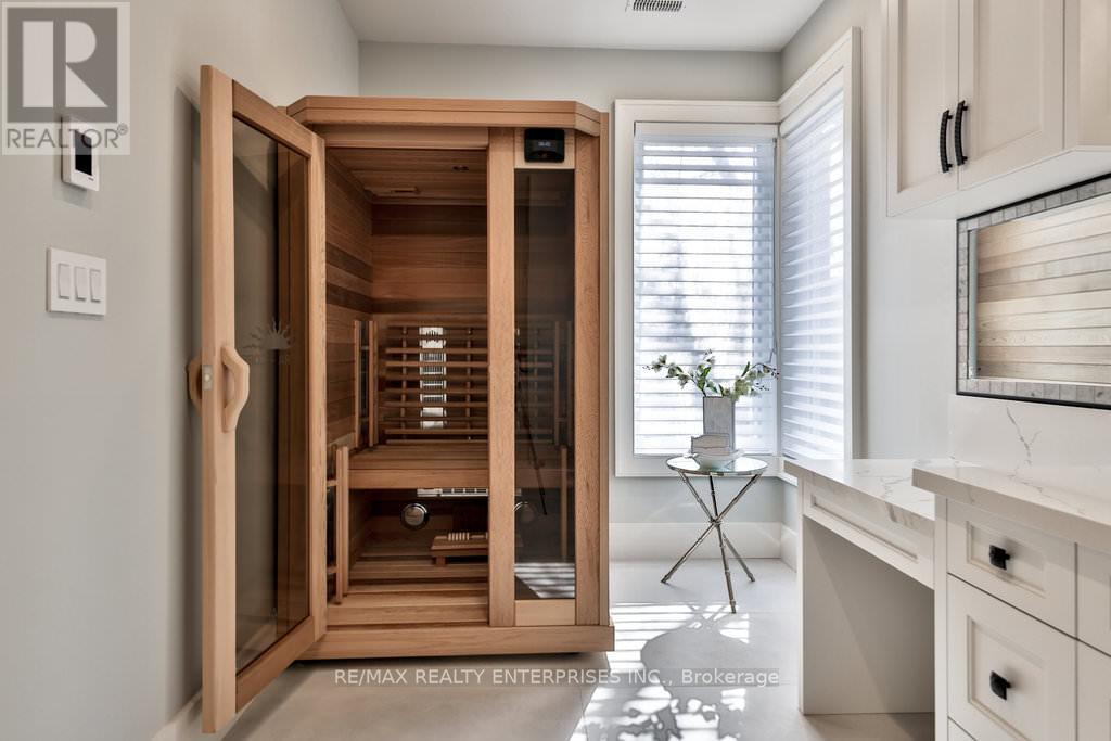 Photo 20 of 1372 Kenmuir Avenue, Mississauga ON