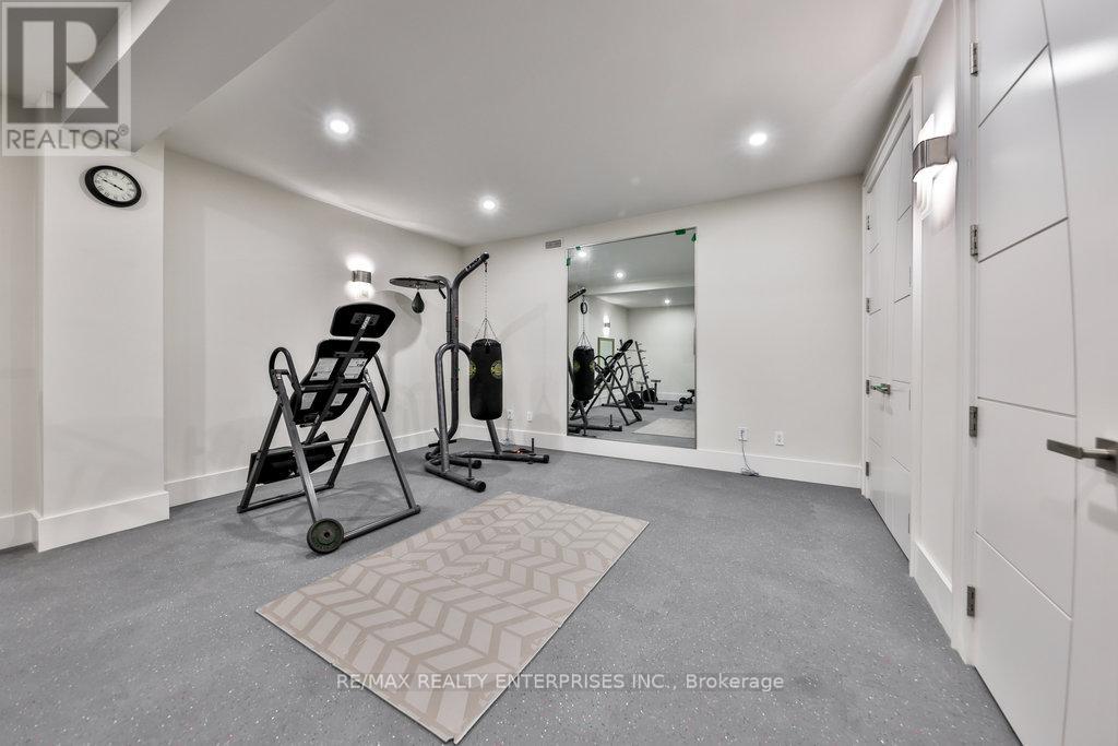 Photo 33 of 1372 Kenmuir Avenue, Mississauga ON