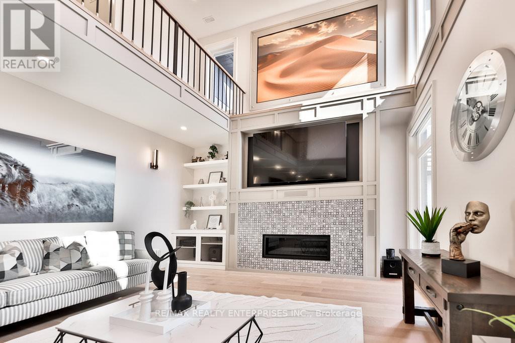 Photo 6 of 1372 Kenmuir Avenue, Mississauga ON