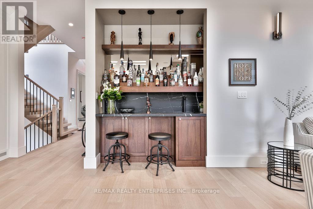 Photo 8 of 1372 Kenmuir Avenue, Mississauga ON