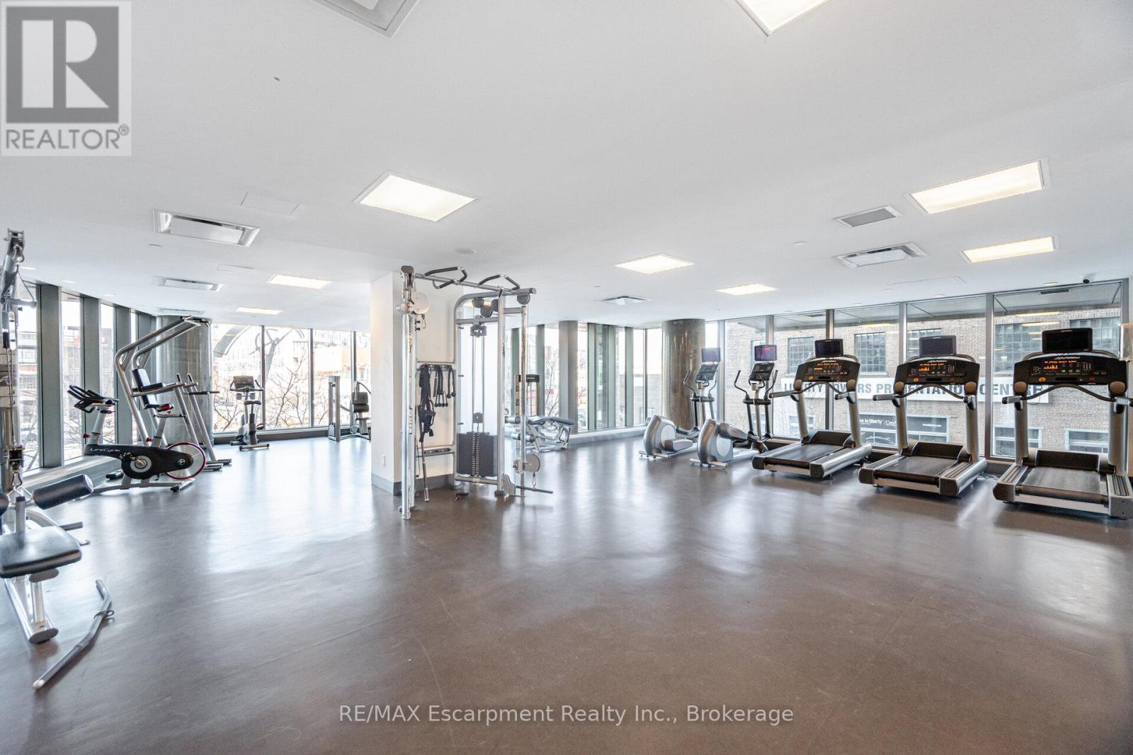Photo 8 of 2301 150 East Liberty Street, Toronto ON