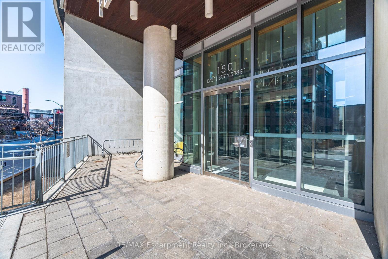 Photo 11 of 2301 150 East Liberty Street, Toronto ON