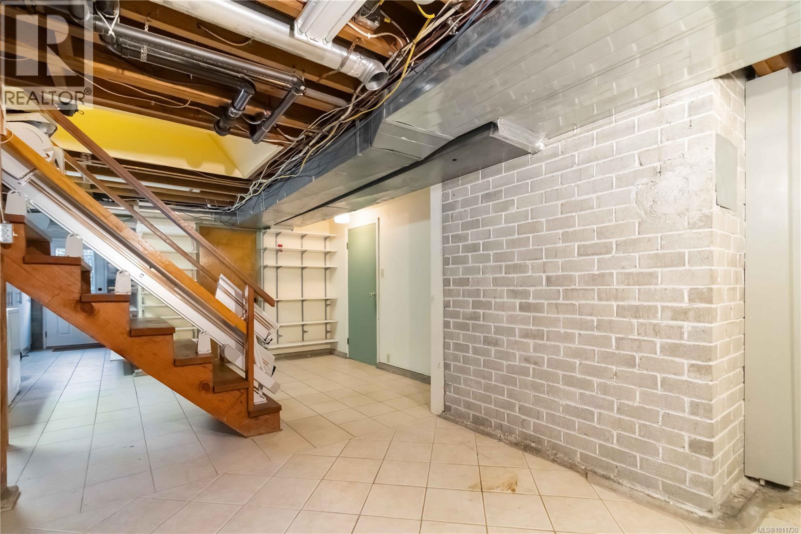  3836 Pitcombe Place, Saanich
