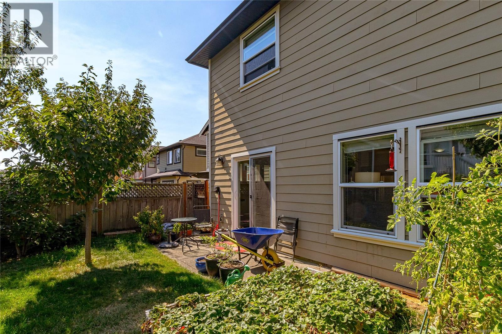 Photo 25 of 3331 Merlin Rd, Langford BC
