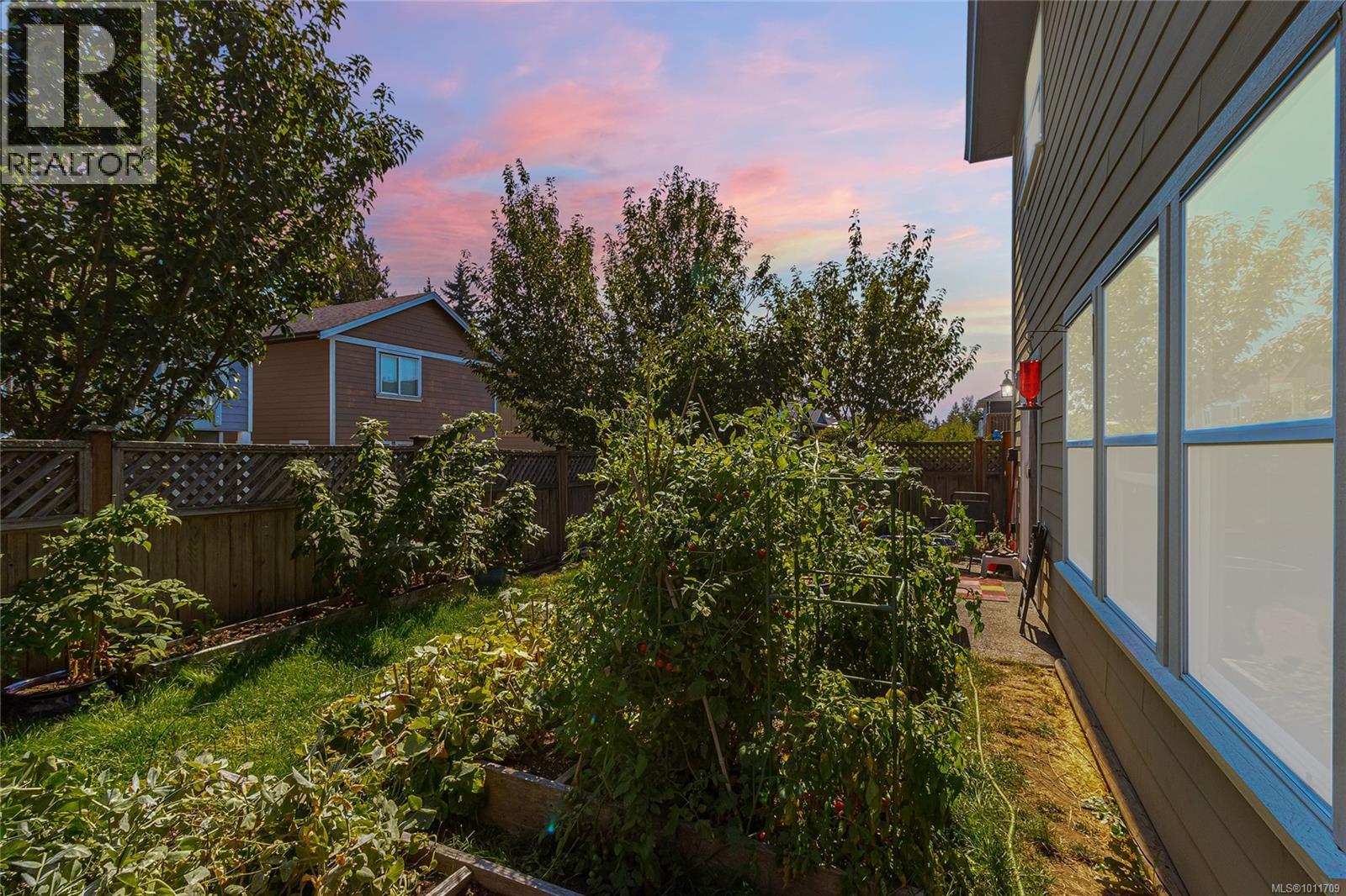 Photo 15 of 3331 Merlin Rd, Langford BC