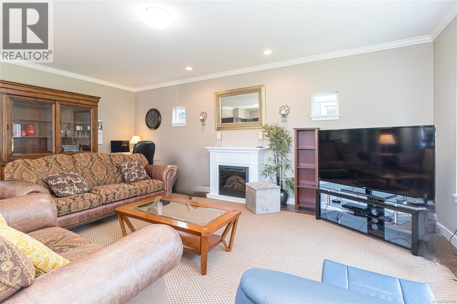 Photo 4 of 3331 Merlin Rd, Langford BC