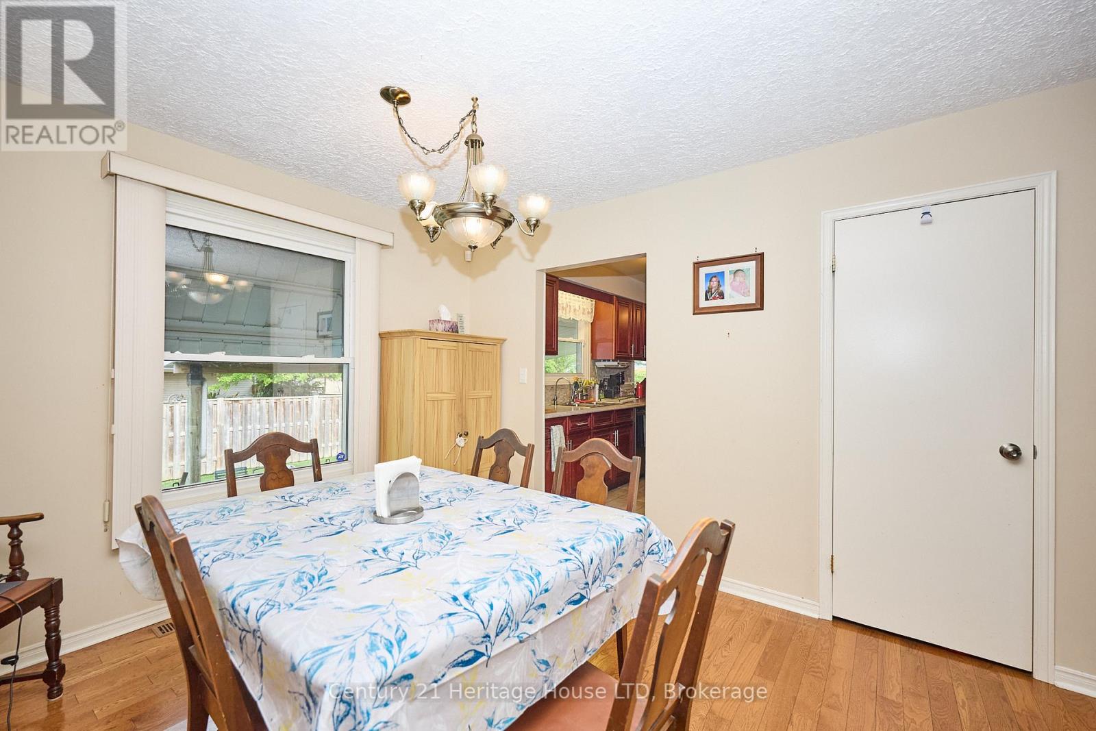 655 PARKDALE AVENUE - 14