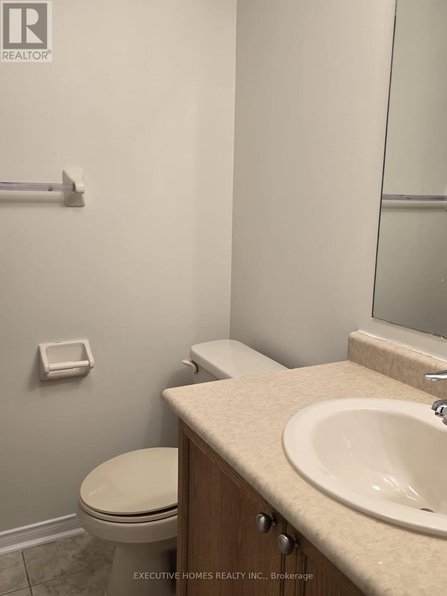 Photo 10 of 41 5050 Intrepid Drive, Mississauga ON