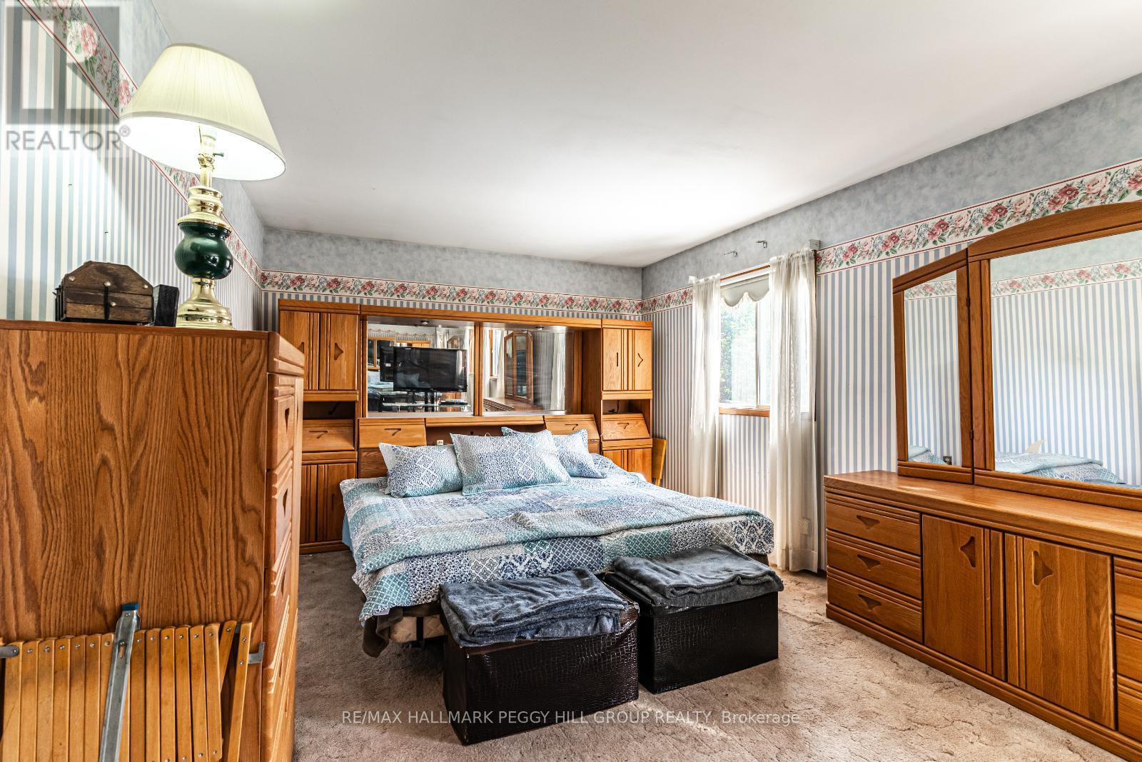 Photo 2 of 483 Spring Hill Road W, Ryerson ON