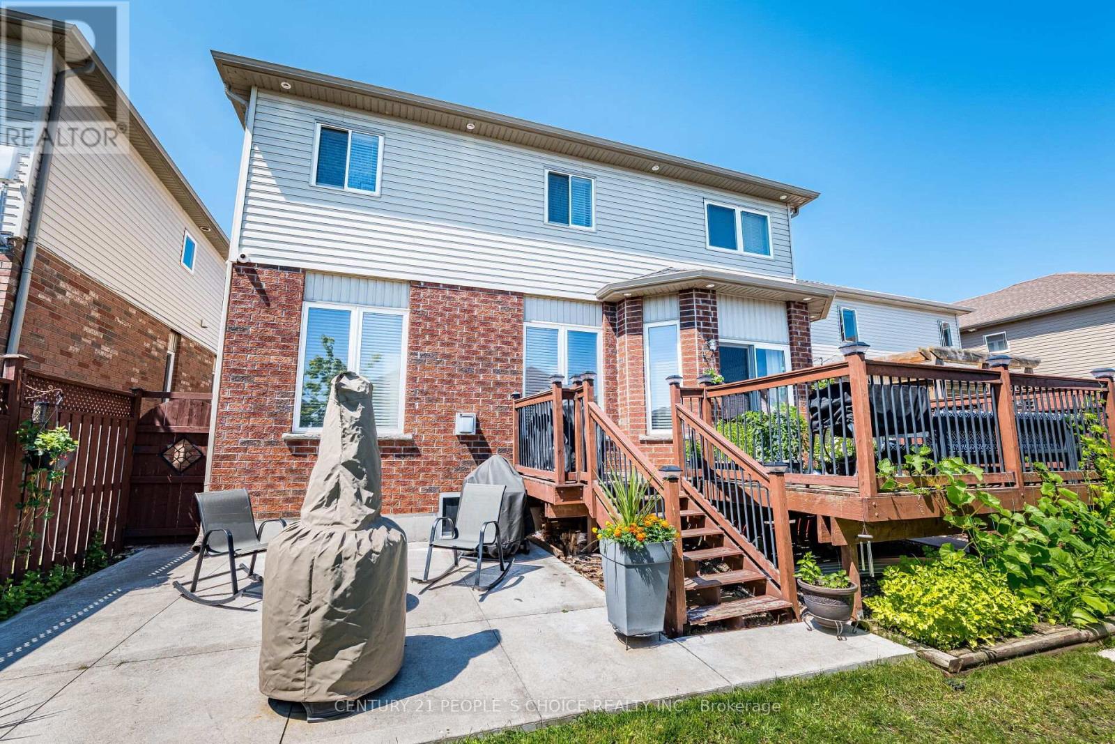 Photo 35 of 946 Pebblecreek Court N, Kitchener ON