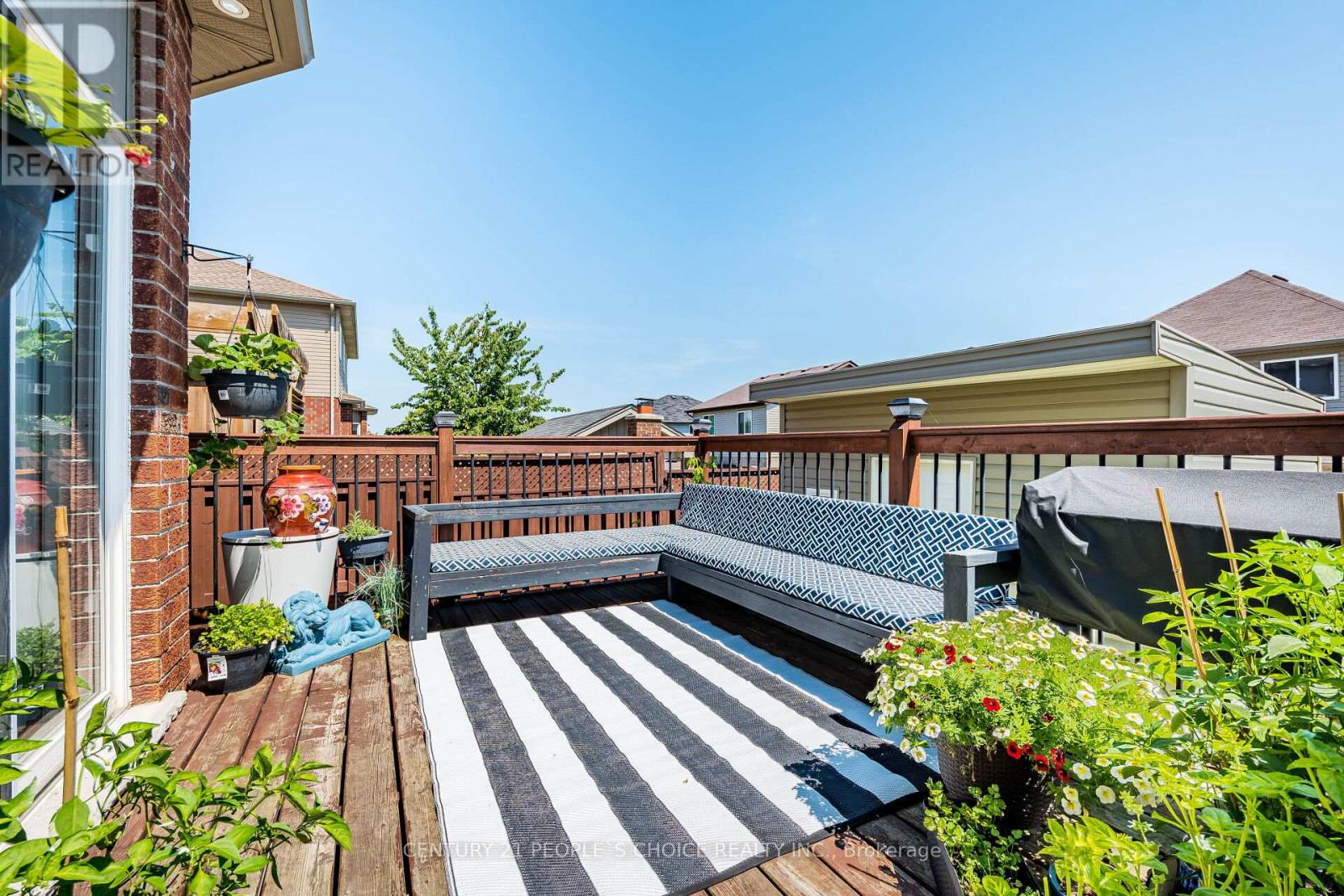 Photo 36 of 946 Pebblecreek Court N, Kitchener ON