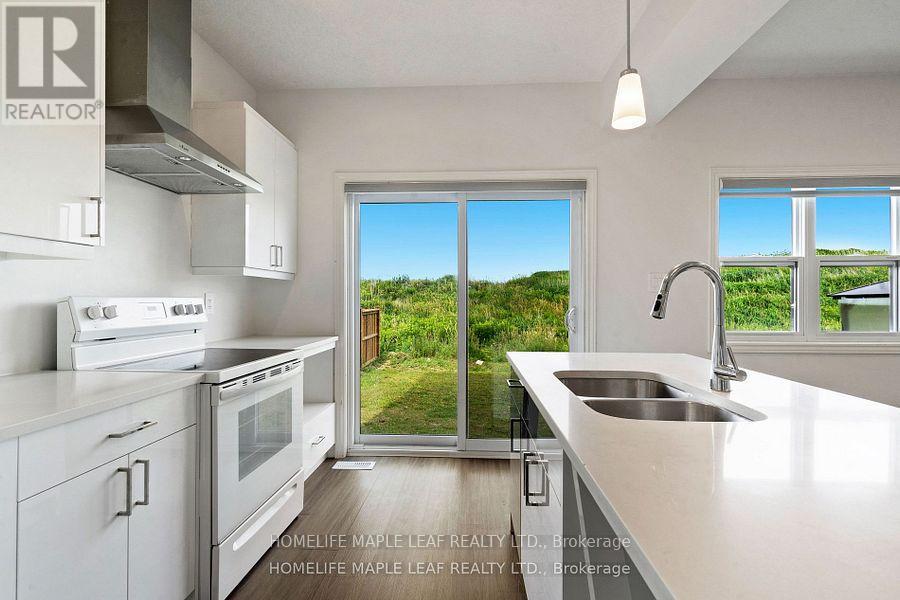 Photo 12 of 3862 Auckland Avenue, London South ON