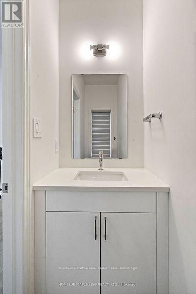 Photo 15 of 3862 Auckland Avenue, London South ON