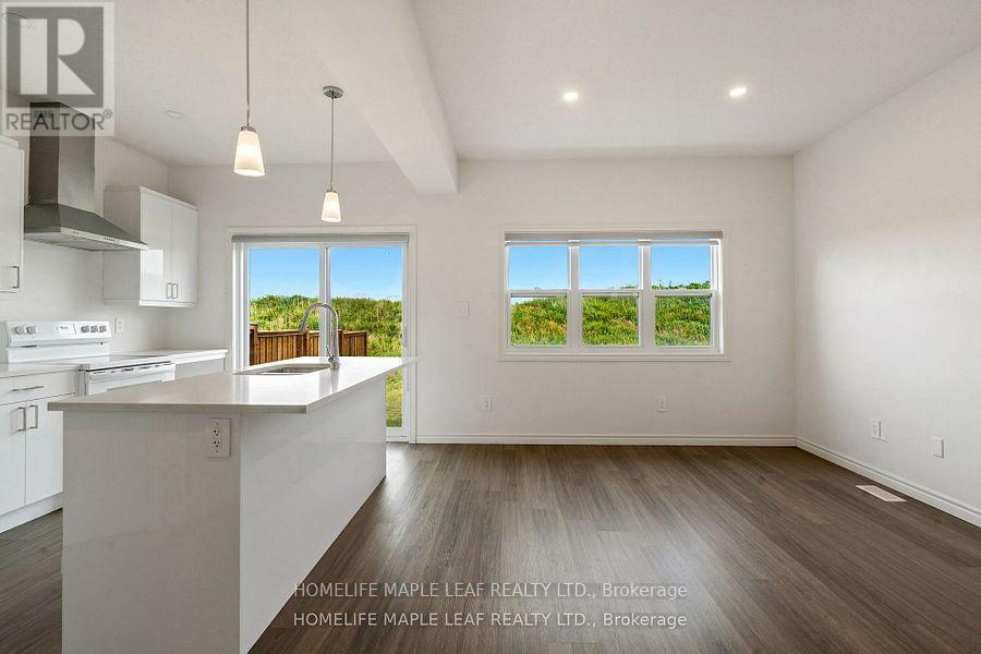 Photo 9 of 3862 Auckland Avenue, London South ON