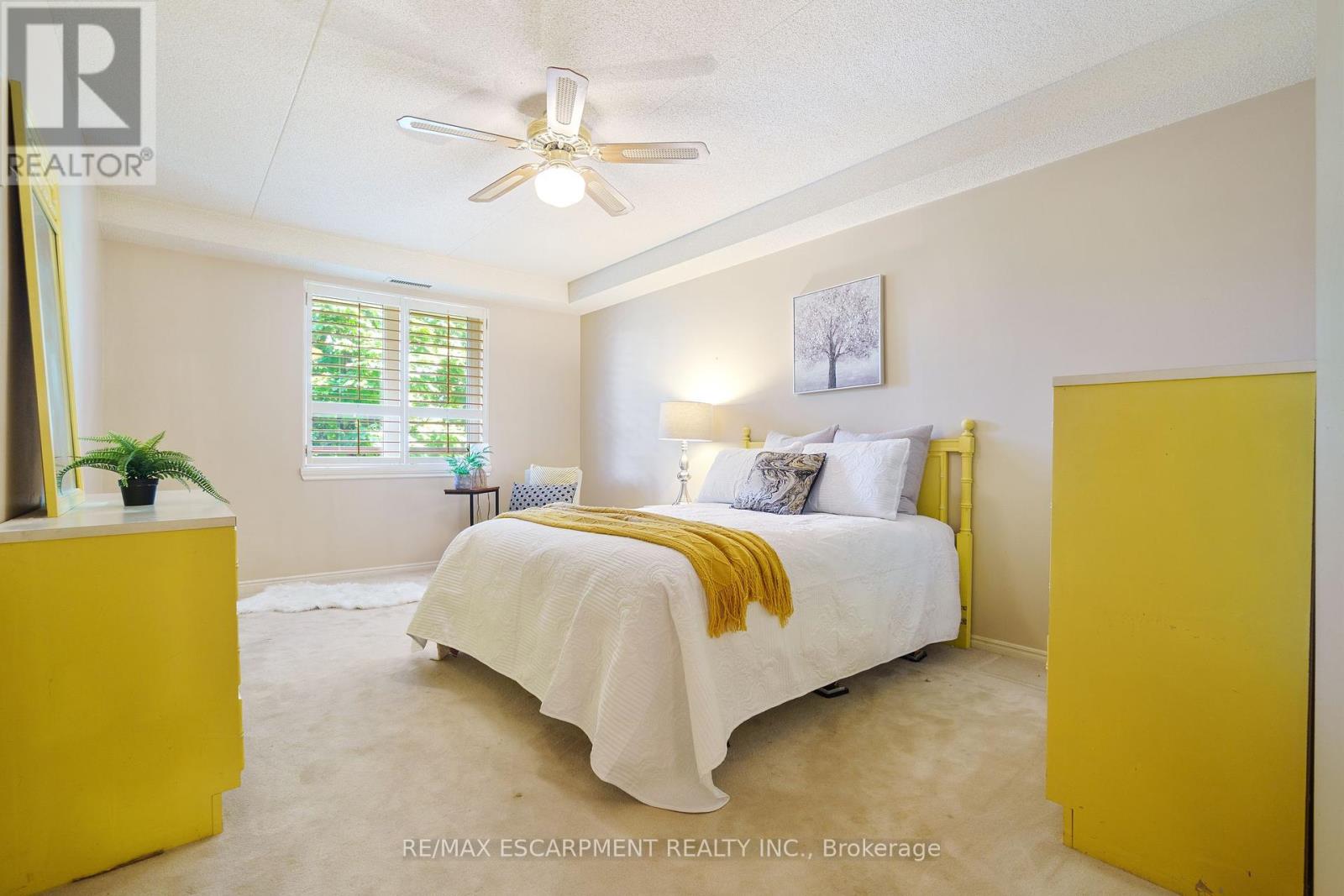 Photo 22 of 213 416 Limeridge Road E, Hamilton ON