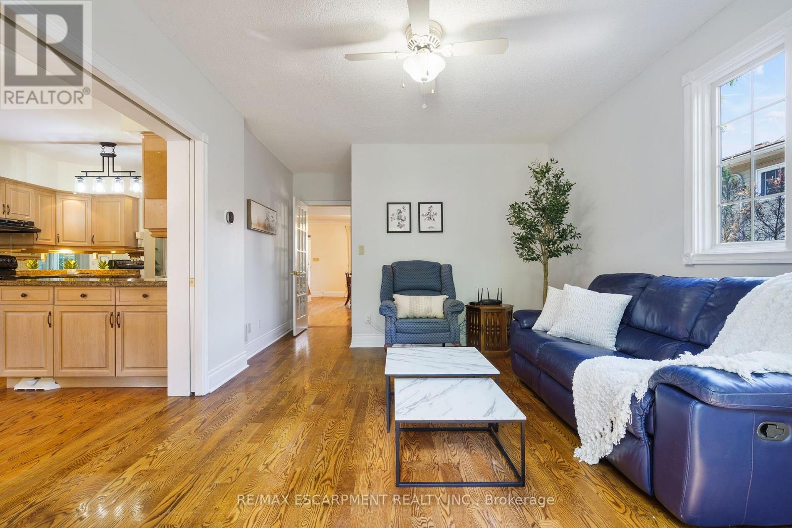 Photo 21 of 64 Academy Street, Hamilton ON
