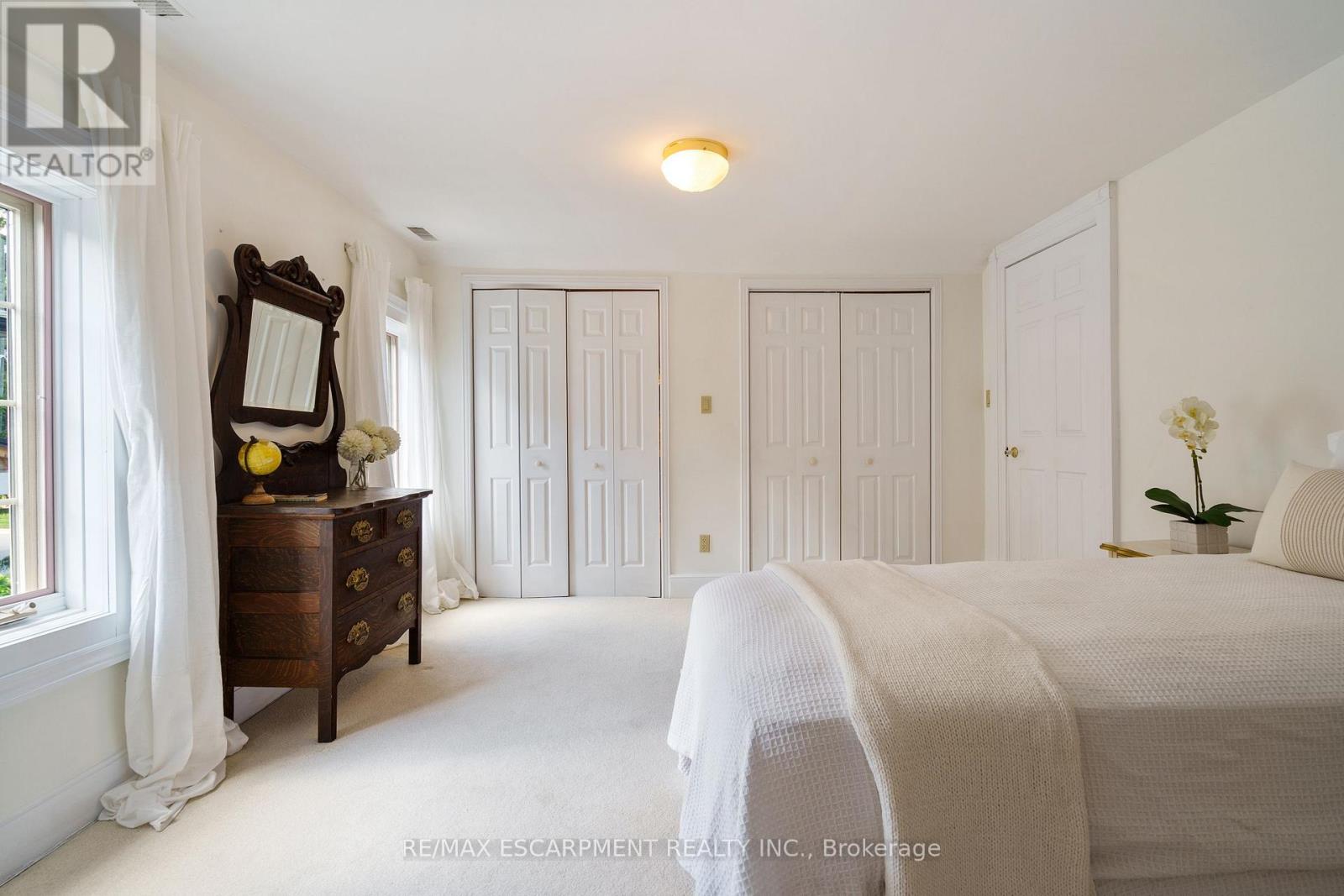 Photo 35 of 64 Academy Street, Hamilton ON
