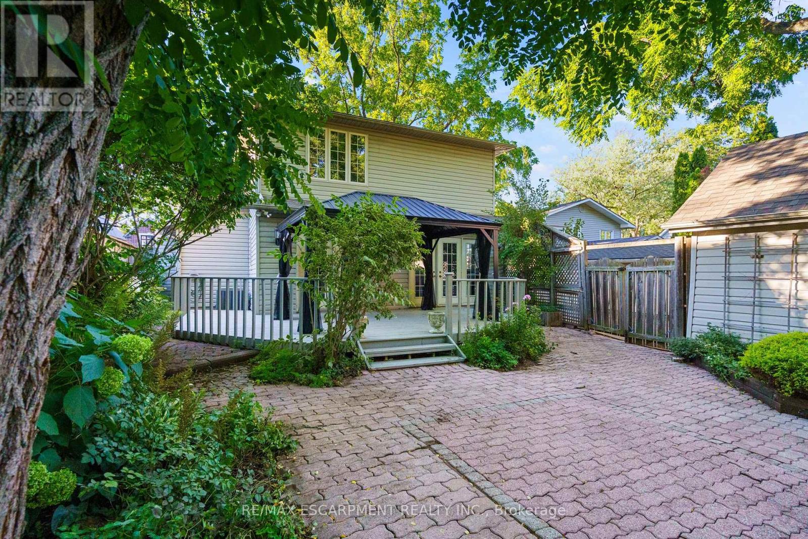 Photo 25 of 64 Academy Street, Hamilton ON