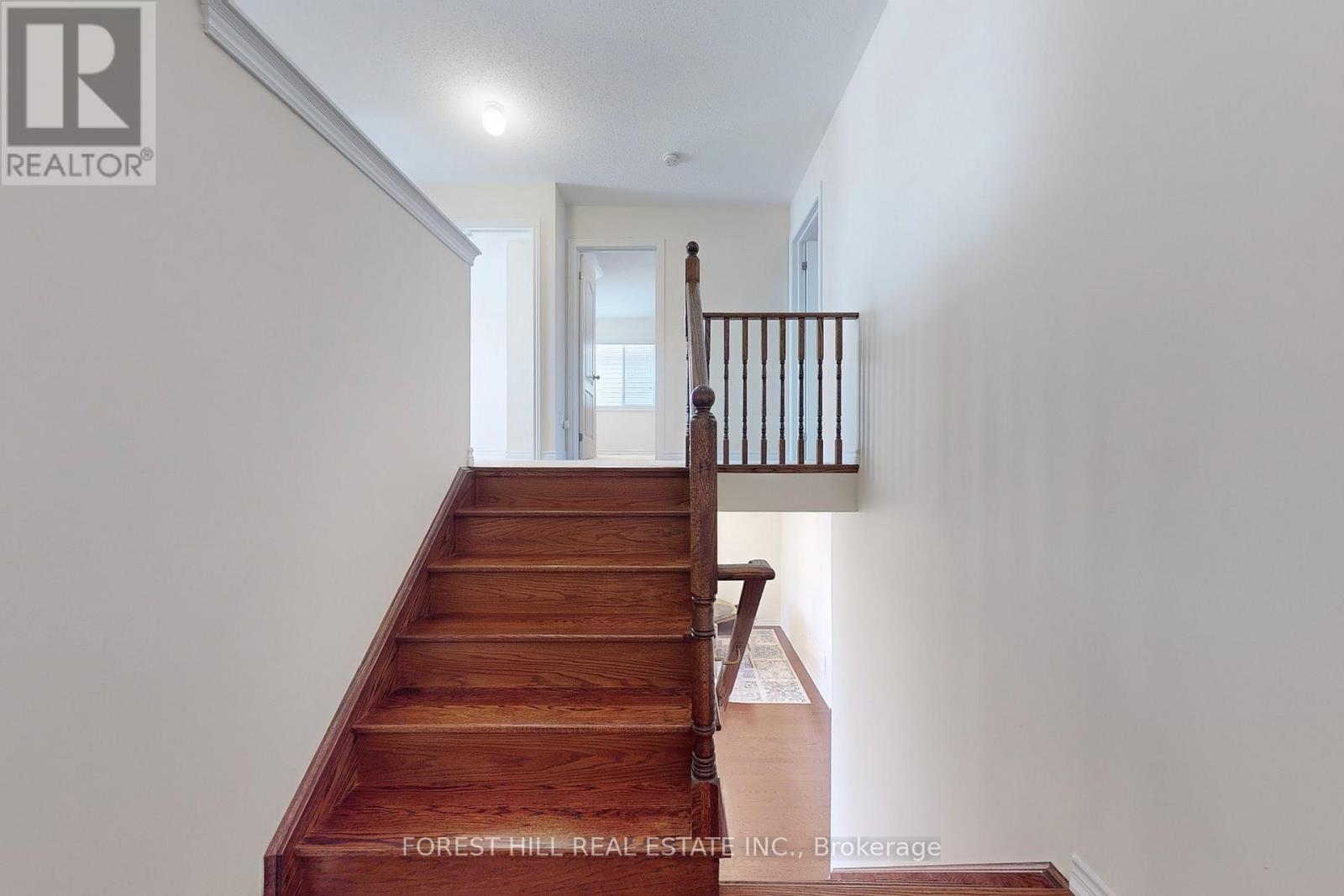 Photo 7 of 513 Davis Drive, Shelburne ON