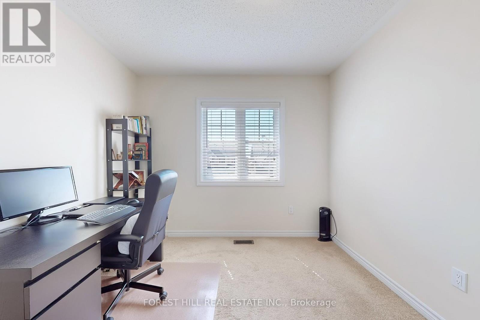 Photo 10 of 513 Davis Drive, Shelburne ON