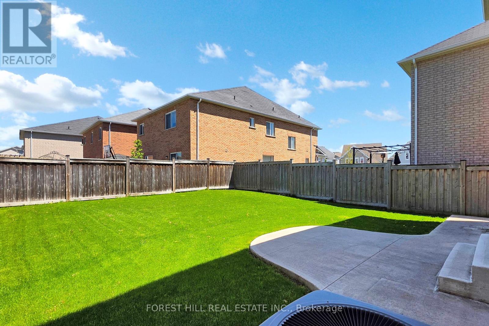 Photo 18 of 513 Davis Drive, Shelburne ON