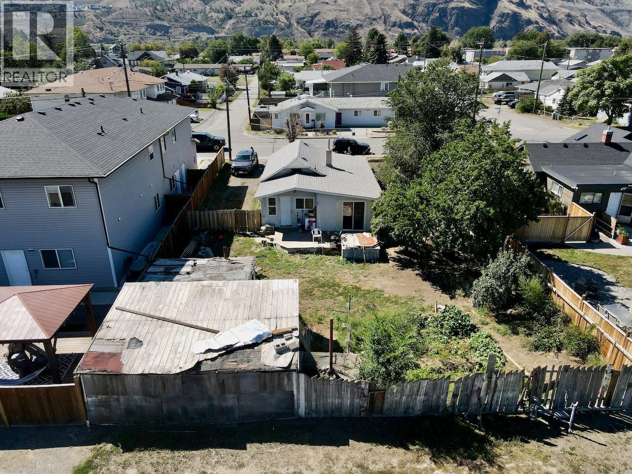 Photo 12 of 632 Mackenzie Ave Avenue, Kamloops BC