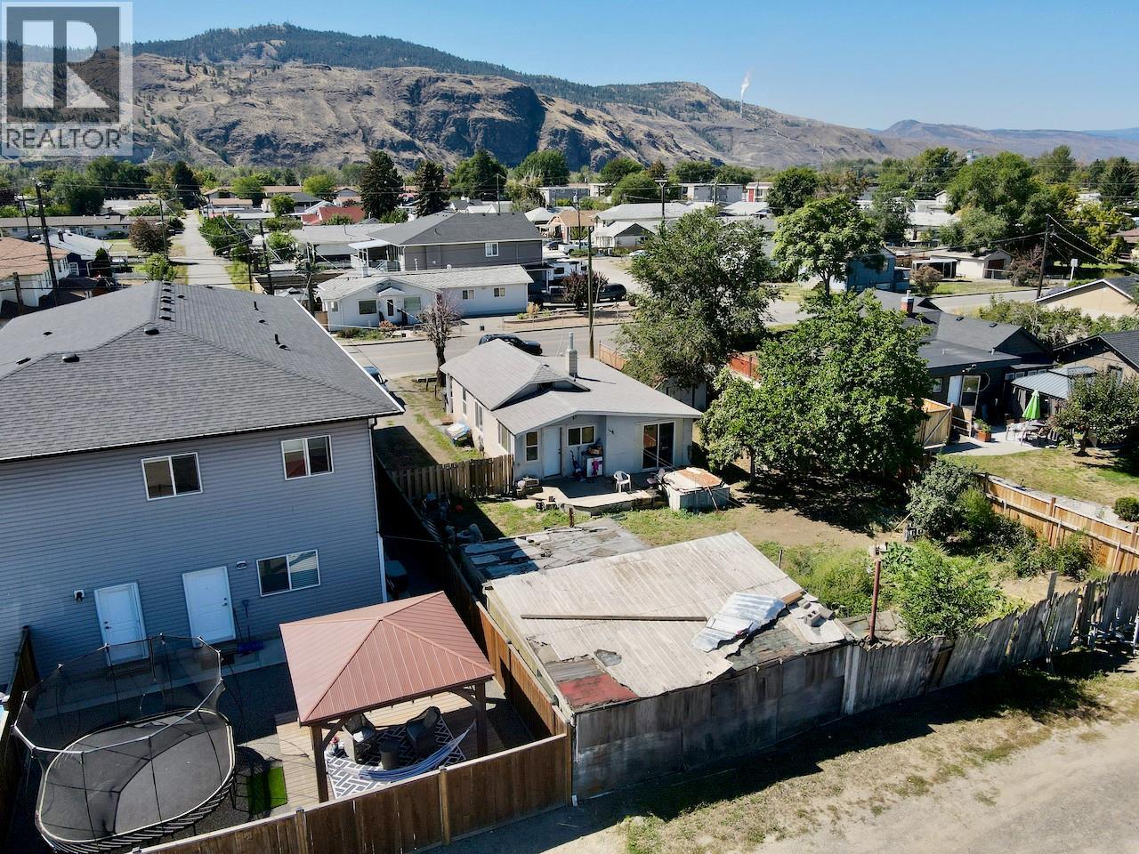 Photo 7 of 632 Mackenzie Ave Avenue, Kamloops BC