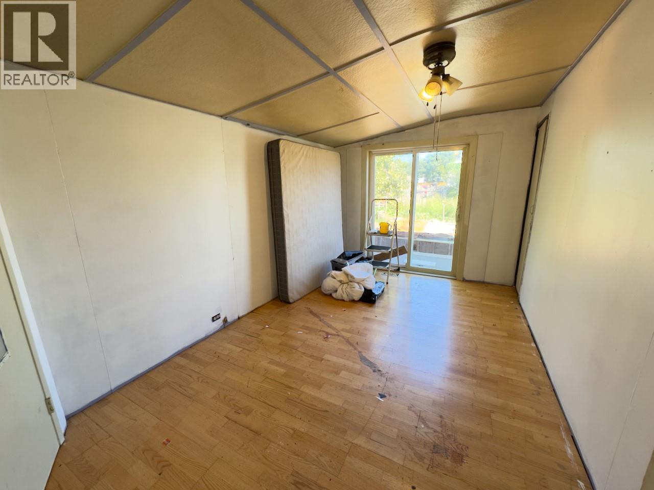 Photo 13 of 632 Mackenzie Ave Avenue, Kamloops BC