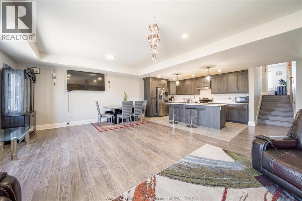 Photo 25 of 128 Reed Street, Essex ON