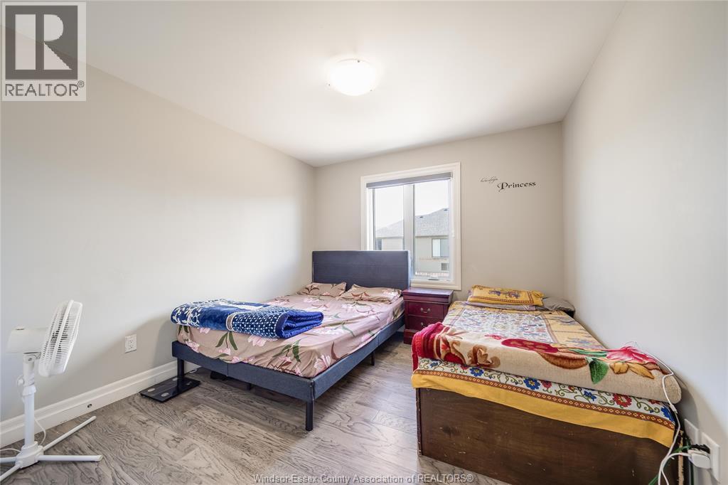 Photo 4 of 128 Reed Street, Essex ON