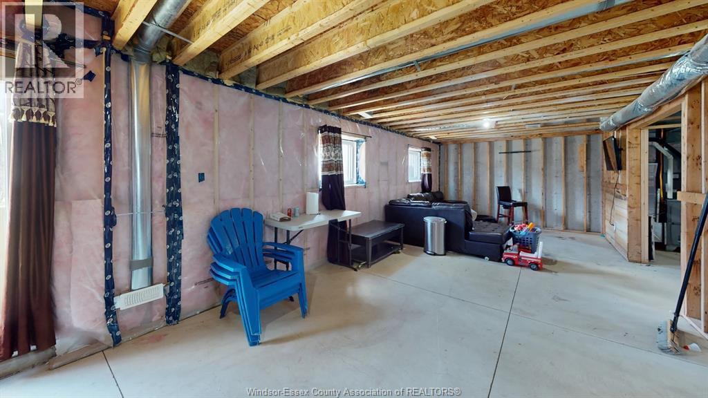 Photo 9 of 128 Reed Street, Essex ON