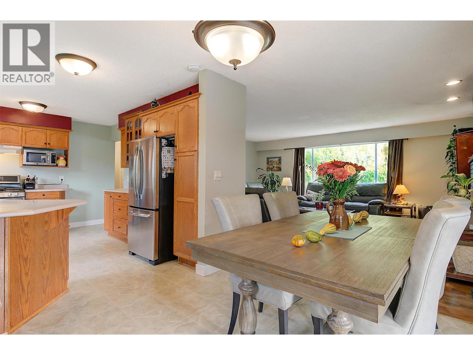 Photo 15 of 830 Matt Road, Kelowna BC