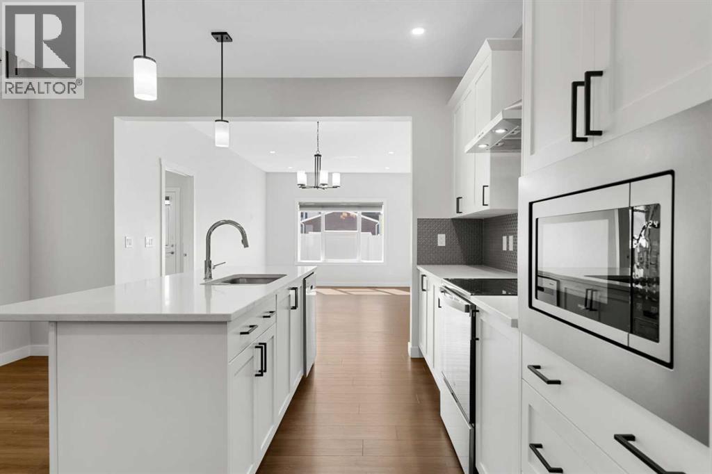 Photo 15 of 1117 Bayview Gardens Sw, Airdrie AB